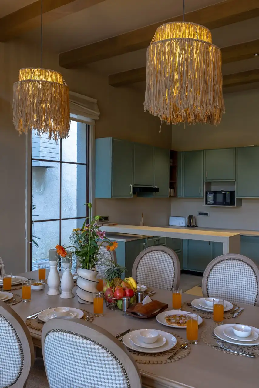 Dining table, Banyan Bliss 2