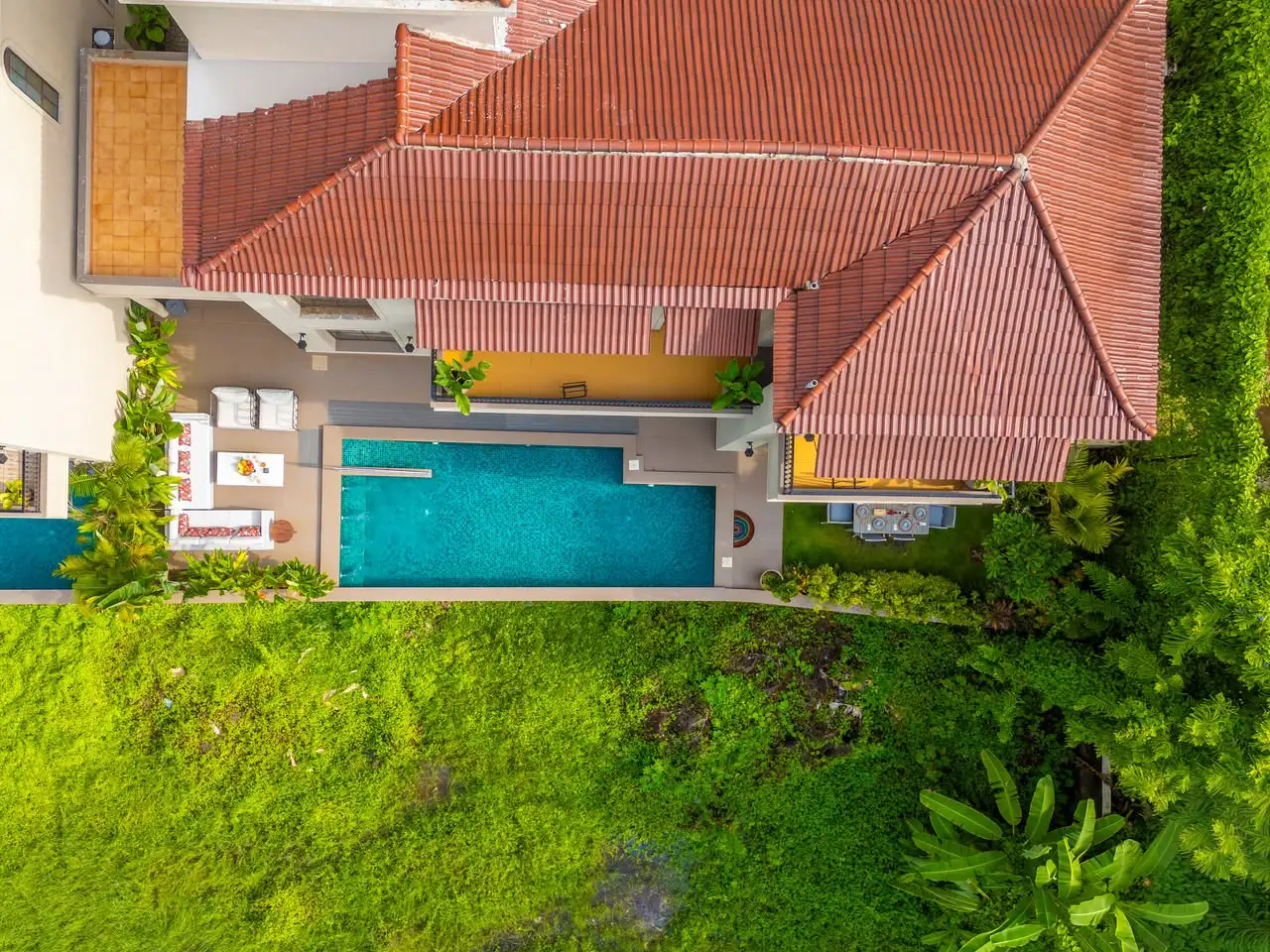 Pool from above, Banyan Bliss 1
