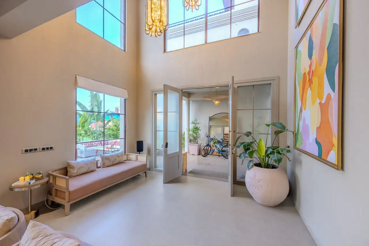 Double-height living room, Banyan Bliss 1