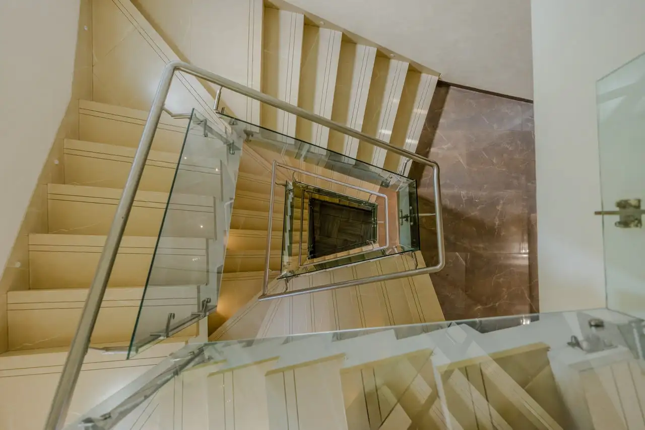Staircase, Blezaa Panchgani