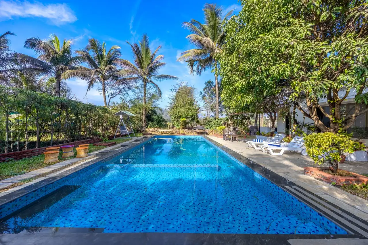 Pool and lawn, Borde Farms Panshet
