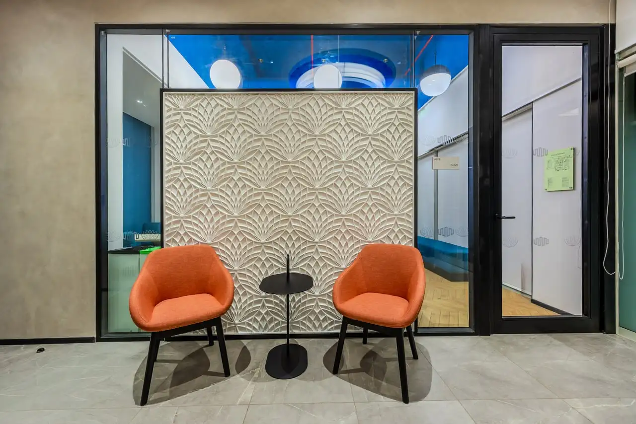 Lounge chairs, Equnix