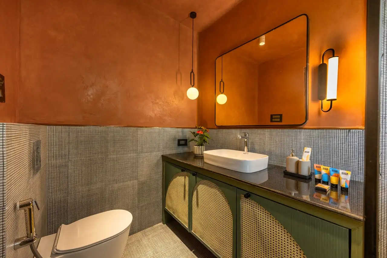 Bathroom, IDA 6