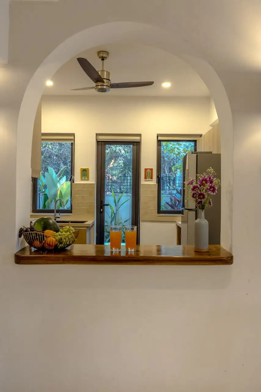 Arched window, IDA 6